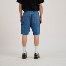 Încarcă imaginea în vizualizatorul Galerie, Santa Cruz Carpenter Big Shorts
