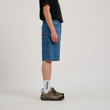 Încarcă imaginea în vizualizatorul Galerie, Santa Cruz Carpenter Big Shorts
